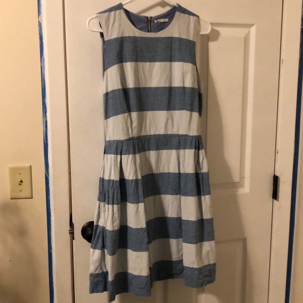 Gap dress size 6